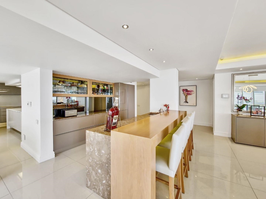 4 Bedroom Property for Sale in Mouille Point Western Cape